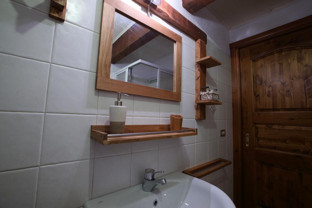 Apartamento La Belette La Thuile Habitación foto